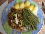 Pellkartoffel-Drillinge mit Putenhack-Stippe und Kenia-Bohnen - Rezept - Bild Nr. 16929