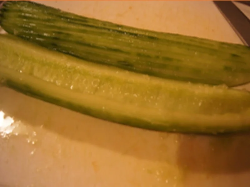 Rezept: Lachs-Gurken-Pfanne mit Pellkartoffel-Drillingen Bild Nr. 16934 Lachs-Gurken-Pfanne mit Pellkartoffel-Drillingen - Rezept - Bild Nr. 16934