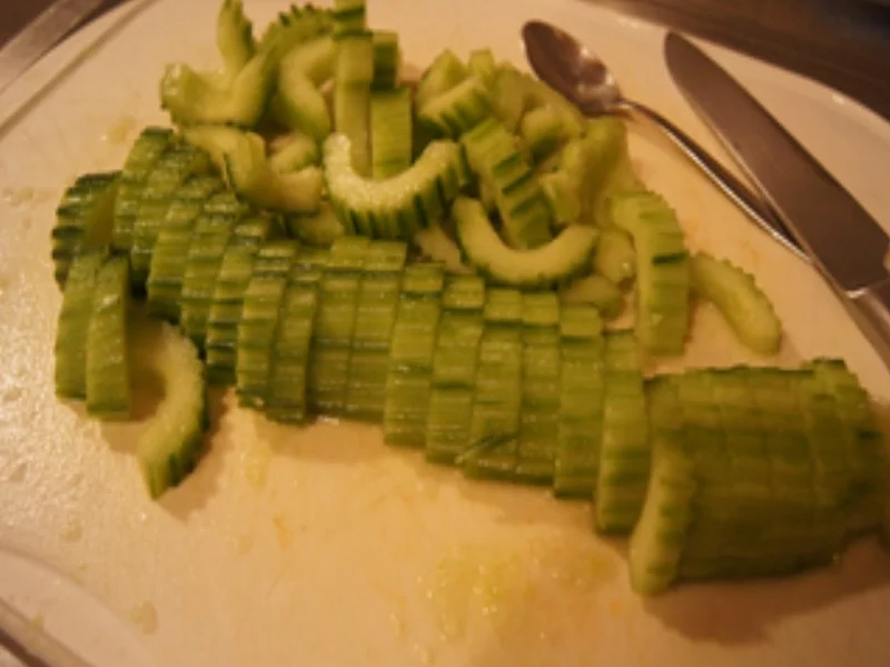 Rezept: Lachs-Gurken-Pfanne mit Pellkartoffel-Drillingen Bild Nr. 16935 Lachs-Gurken-Pfanne mit Pellkartoffel-Drillingen - Rezept - Bild Nr. 16935