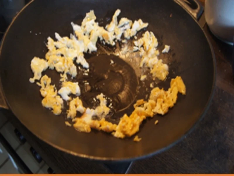 Gebratener Reis mit Ei und Gemüse - Rezept - Bild Nr. 6
