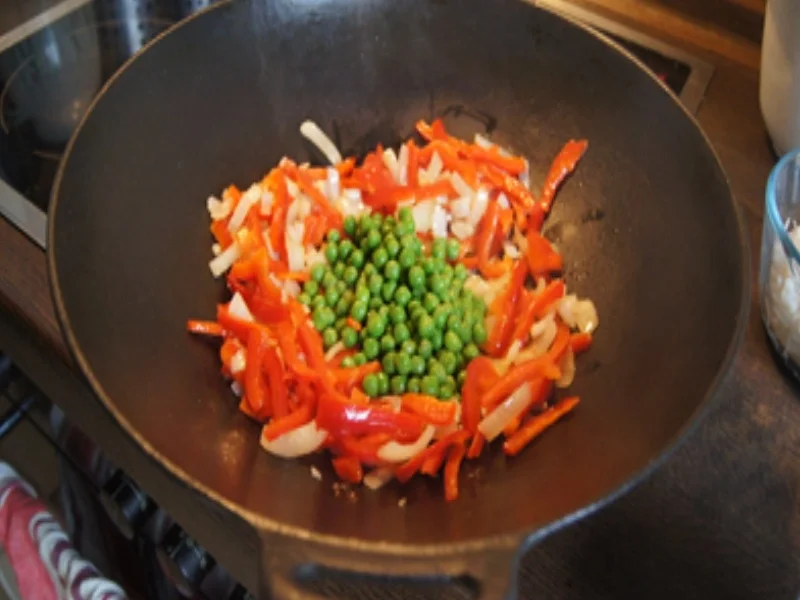 Nasi Goreng mit Garnelen - Rezept - Bild Nr. 8