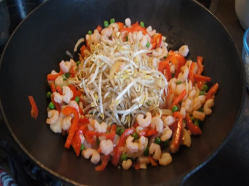 Nasi Goreng mit Garnelen - Rezept - Bild Nr. 12