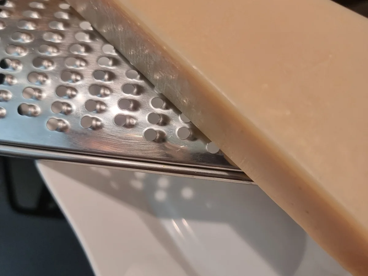 Rezept: Wildlachsfilet mit Kartoffelkruste auf Spinat Bild Nr. 16937 Wildlachsfilet mit Kartoffelkruste auf Spinat - Rezept - Bild Nr. 16937