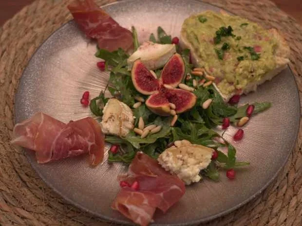 Rezept: Ensalada mediterránea - Mediterraner Salat Bild Nr. 16931 Ensalada mediterránea - Mediterraner Salat - Rezept - Bild Nr. 16931