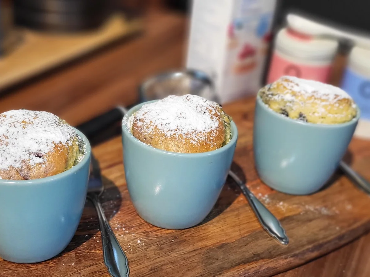 Rezept: BiNe` S BLAUBEER JOGHURT TASSENKUCHEN Bild Nr. 4 BiNe` S BLAUBEER JOGHURT TASSENKUCHEN - Rezept - Bild Nr. 4