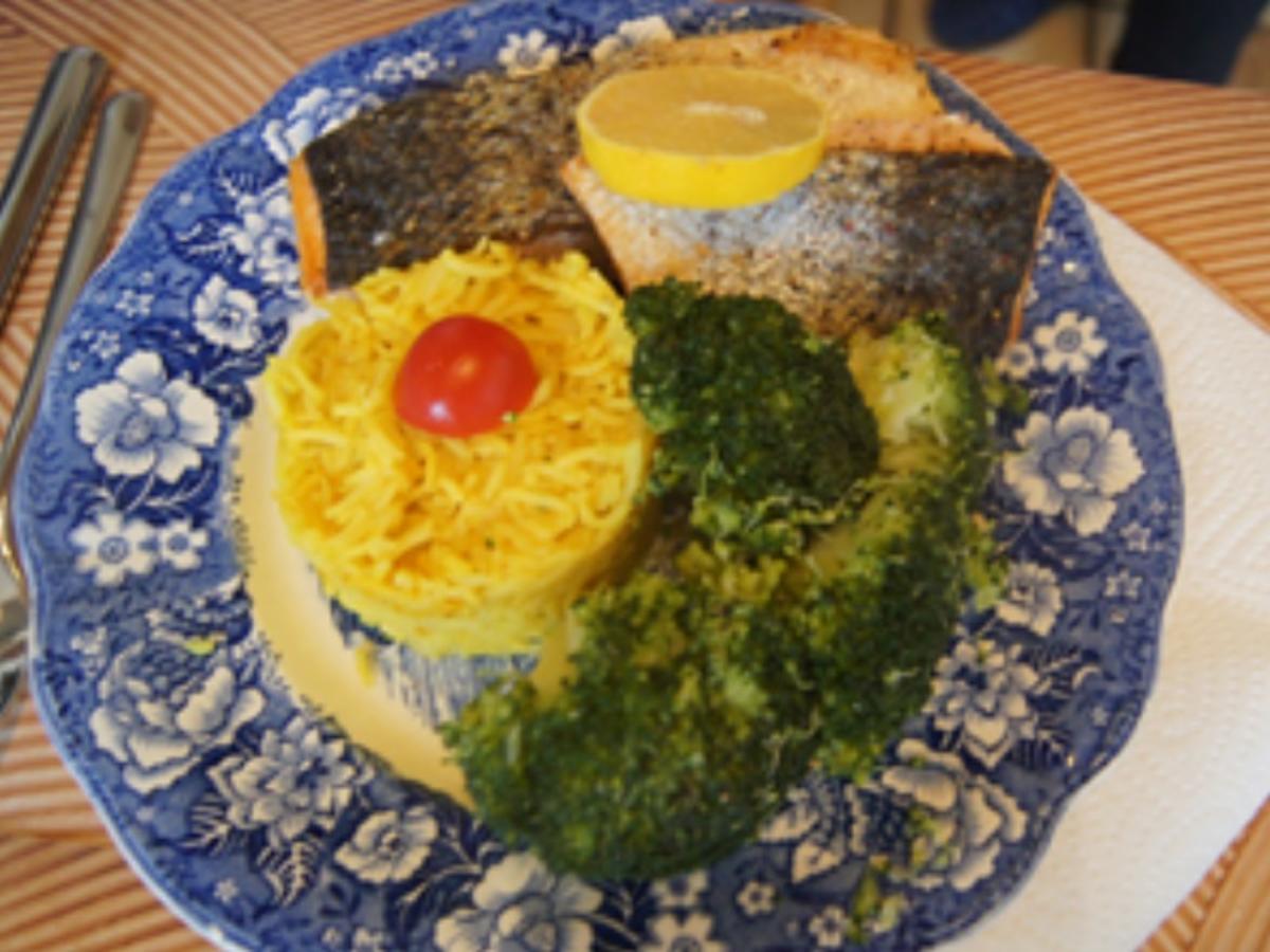 Lachsfilet mit Brokkoli und Curryreis - Rezept - Bild Nr. 2