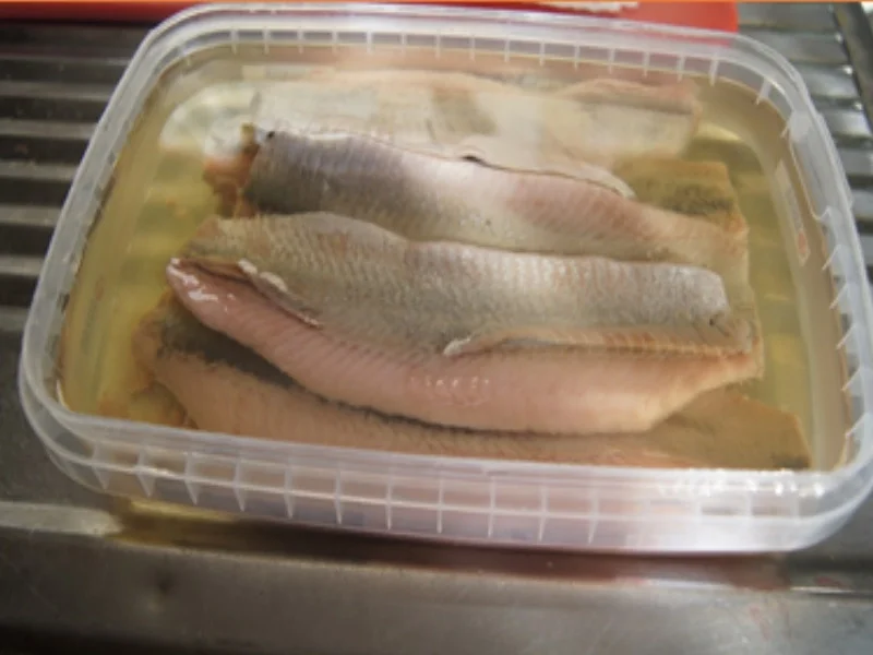 Rezept: Räuchermatjesfilet mit Rote-Bete-Sala und Kümmel-Pellkartoffeln Bild Nr. 16935 Räuchermatjesfilet mit Rote-Bete-Sala und Kümmel-Pellkartoffeln - Rezept - Bild Nr. 16935