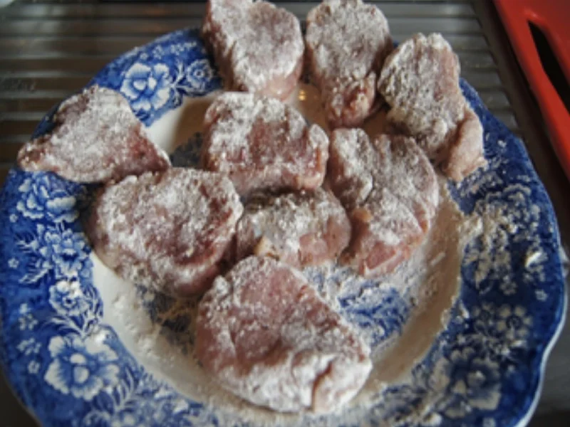 Schnitzelchen und Baby-Spinat mit Mozzarella - Rezept - Bild Nr. 16939