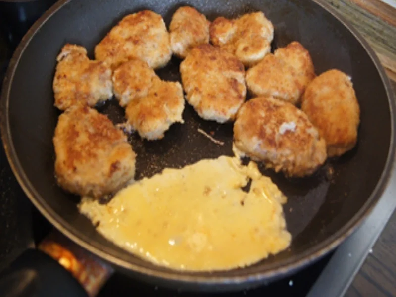 Schnitzelchen und Baby-Spinat mit Mozzarella - Rezept - Bild Nr. 16943