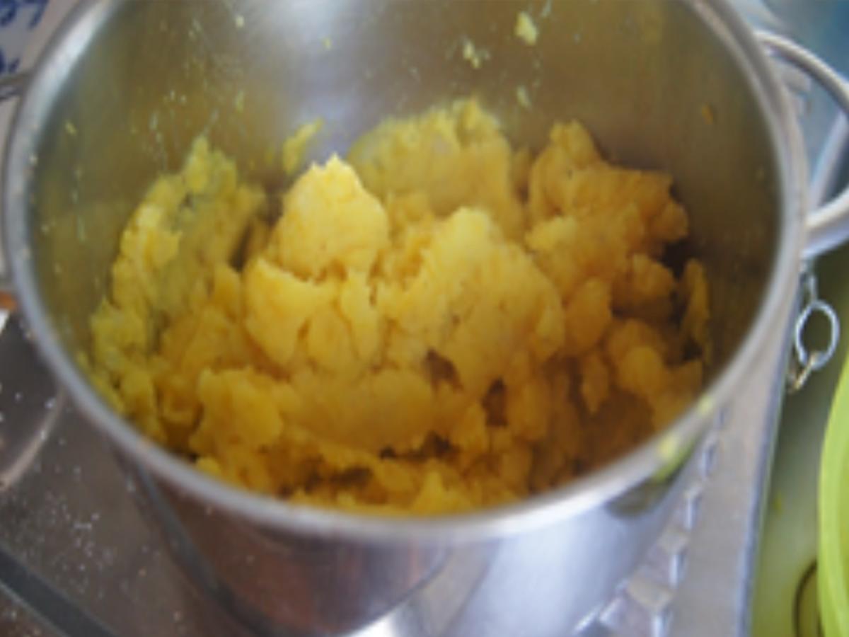 Leberkäse mitgrünen Bohnen und Kartoffelstampf - Rezept - Bild Nr. 10