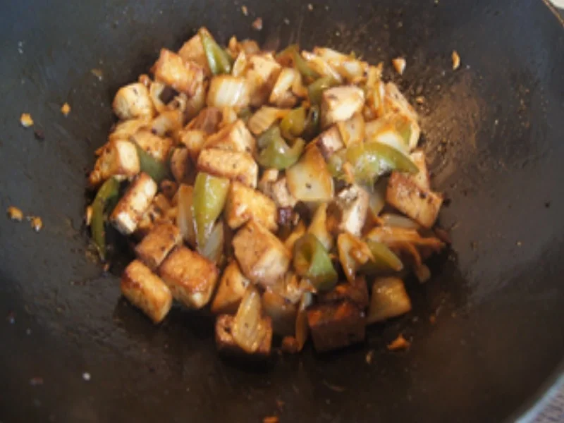 Rezept: Pfannengerührter Chinakohl mit grüner Paprika und Tofu Bild Nr. 16948 Pfannengerührter Chinakohl mit grüner Paprika und Tofu - Rezept - Bild Nr. 16948