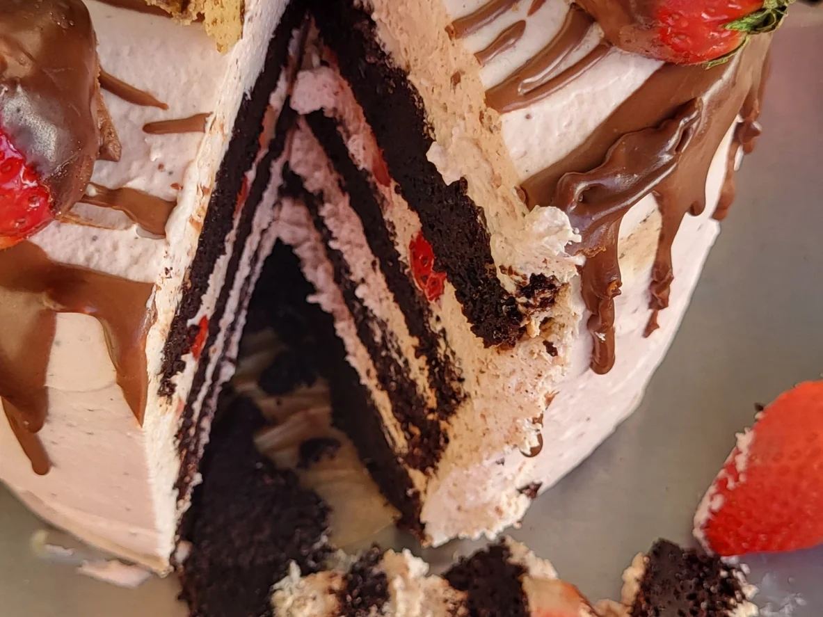 Rezept: BiNe` S ERDBEER - SCHOKOTORTE Bild Nr. 11 BiNe` S ERDBEER - SCHOKOTORTE - Rezept - Bild Nr. 11