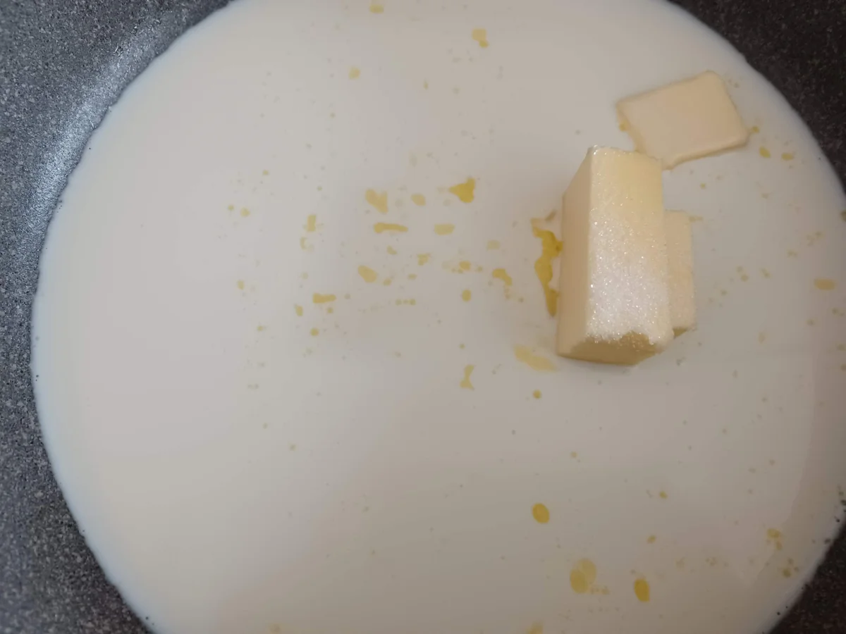 Hefeklöße mit Kirschsoße - Rezept - Bild Nr. 16948