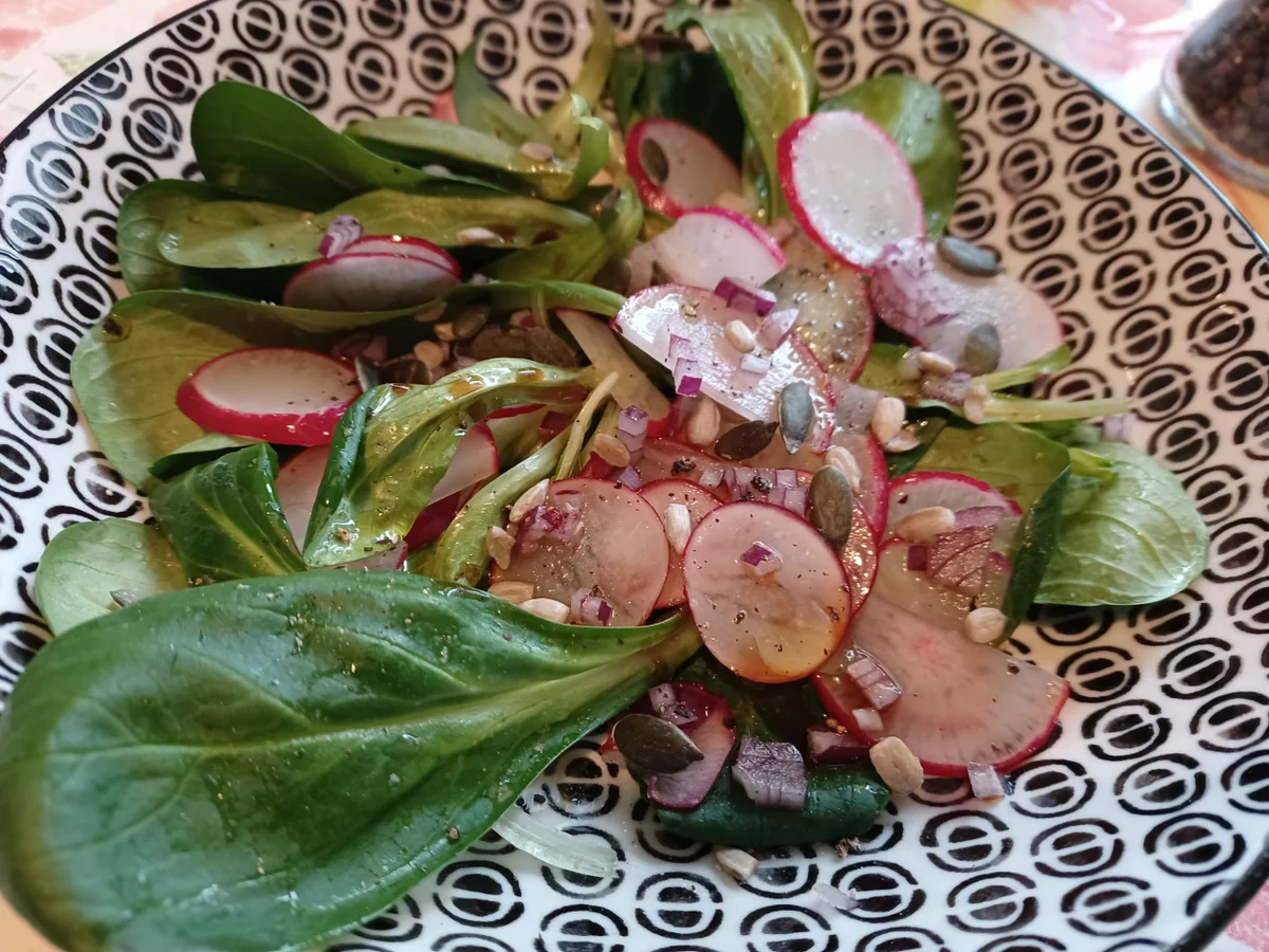 Salat als Hauptspeise oder Beilage - Rezept - Bild Nr. 16944