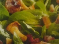 Feldsalat mit Pfifferlingen - Rezept