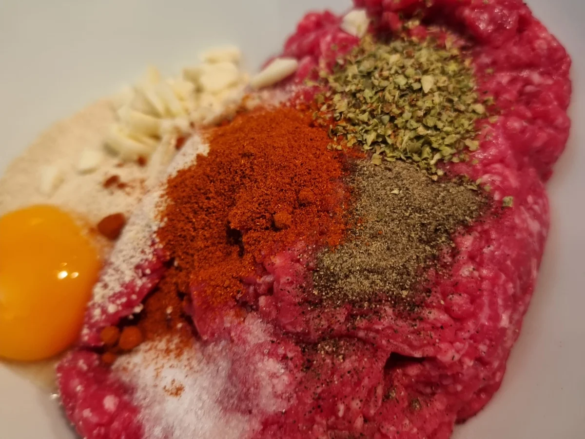 Hackbällchen-Auflauf - Rezept - Bild Nr. 16946