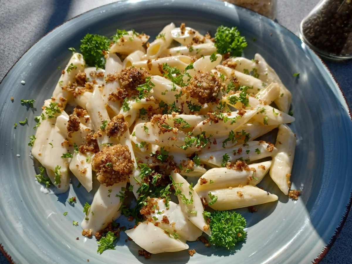 Nudeln mit Schwarzwurzeln in Sahnesoße - Rezept - Bild Nr. 3