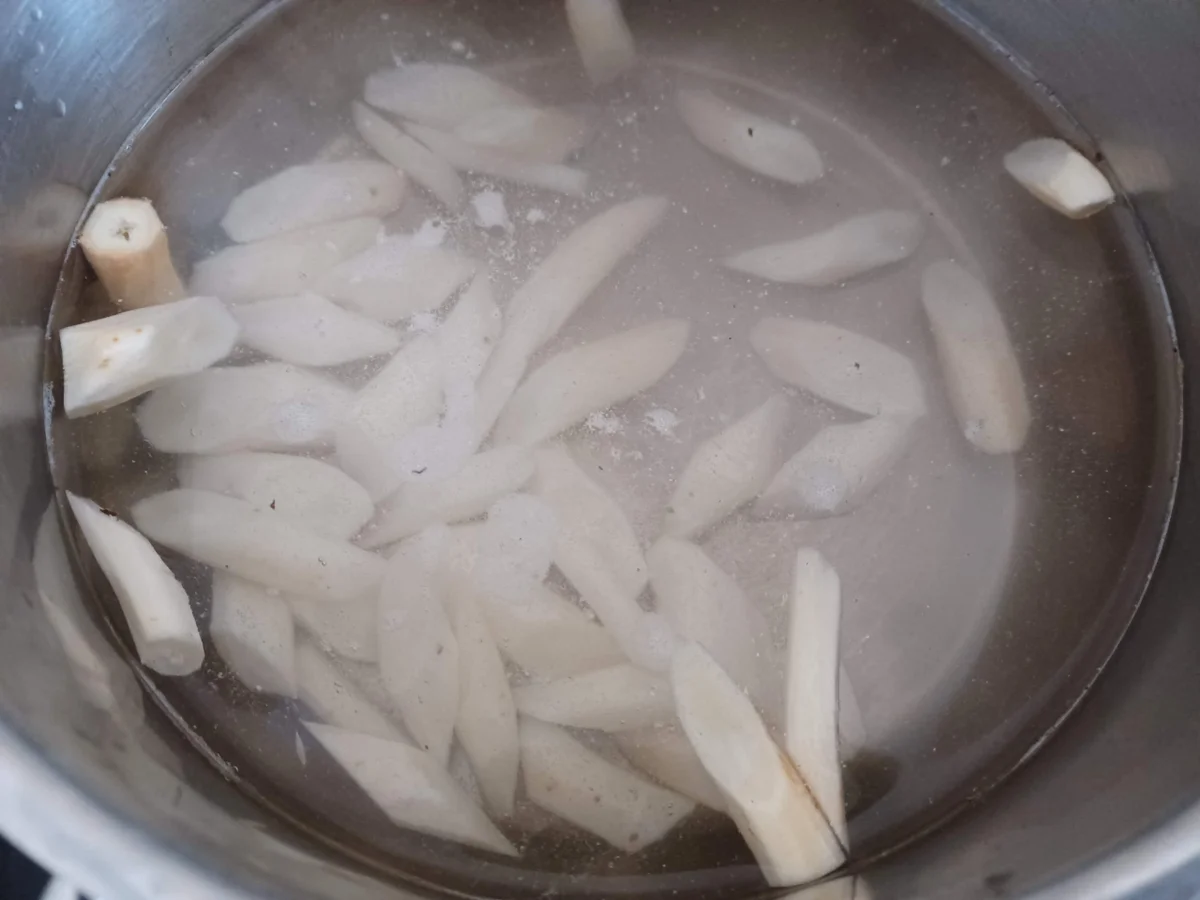 Nudeln mit Schwarzwurzeln in Sahnesoße - Rezept - Bild Nr. 16947