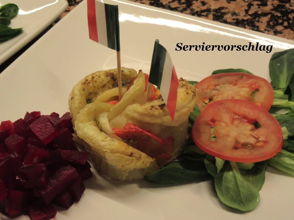 Pikantes Backen: Caprese-Röschen - Rezept - Bild Nr. 16946