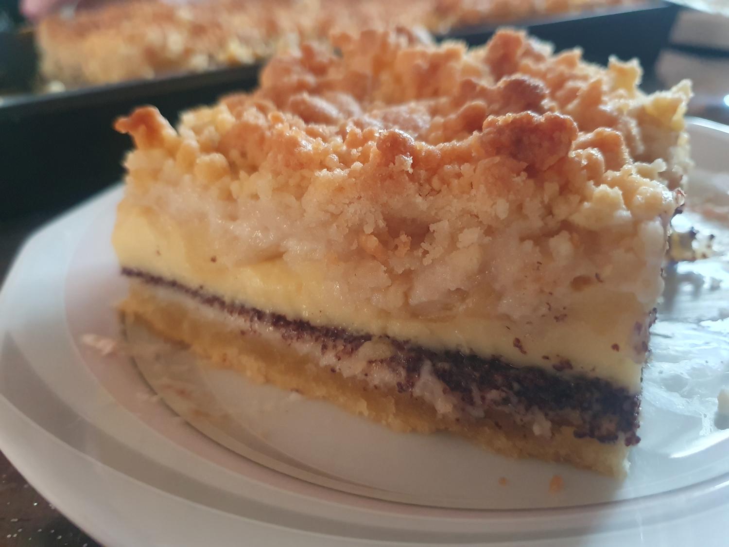 Apfelstreuselkuchen Apfelkuchen mit Mohn, Pudding und Streusel - Rezept ...