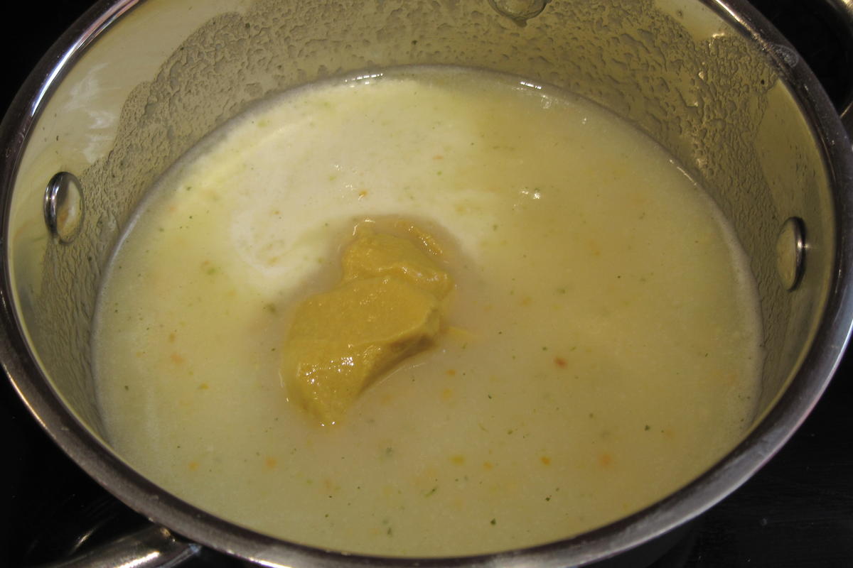 Eier:Pochierte Eier auf Kartoffel-Sellerieschaum - Rezept - Bild Nr. 16957