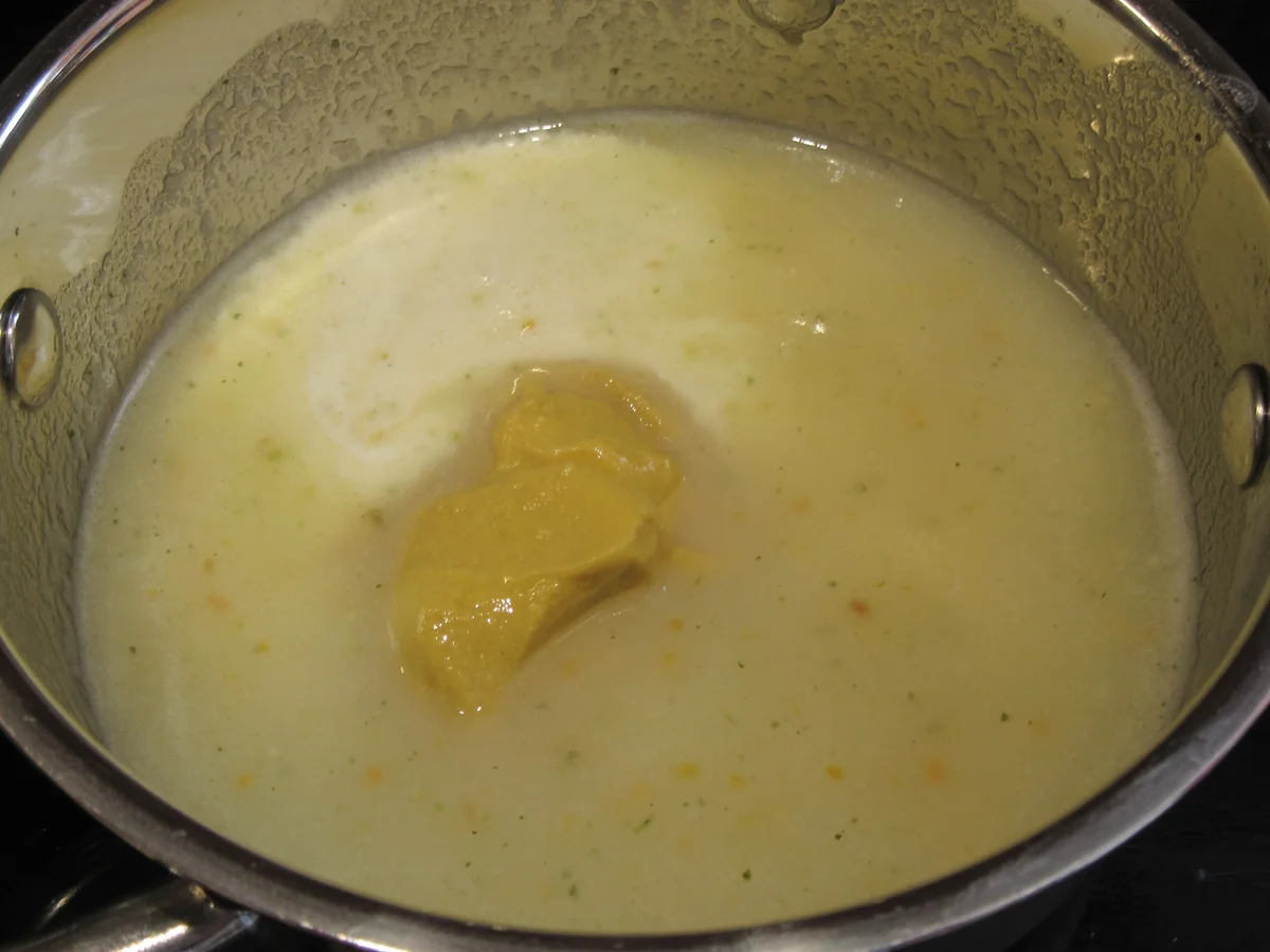 Rezept: Eier:Pochierte Eier auf Kartoffel-Sellerieschaum Bild Nr. 16957 Eier:Pochierte Eier auf Kartoffel-Sellerieschaum - Rezept - Bild Nr. 16957