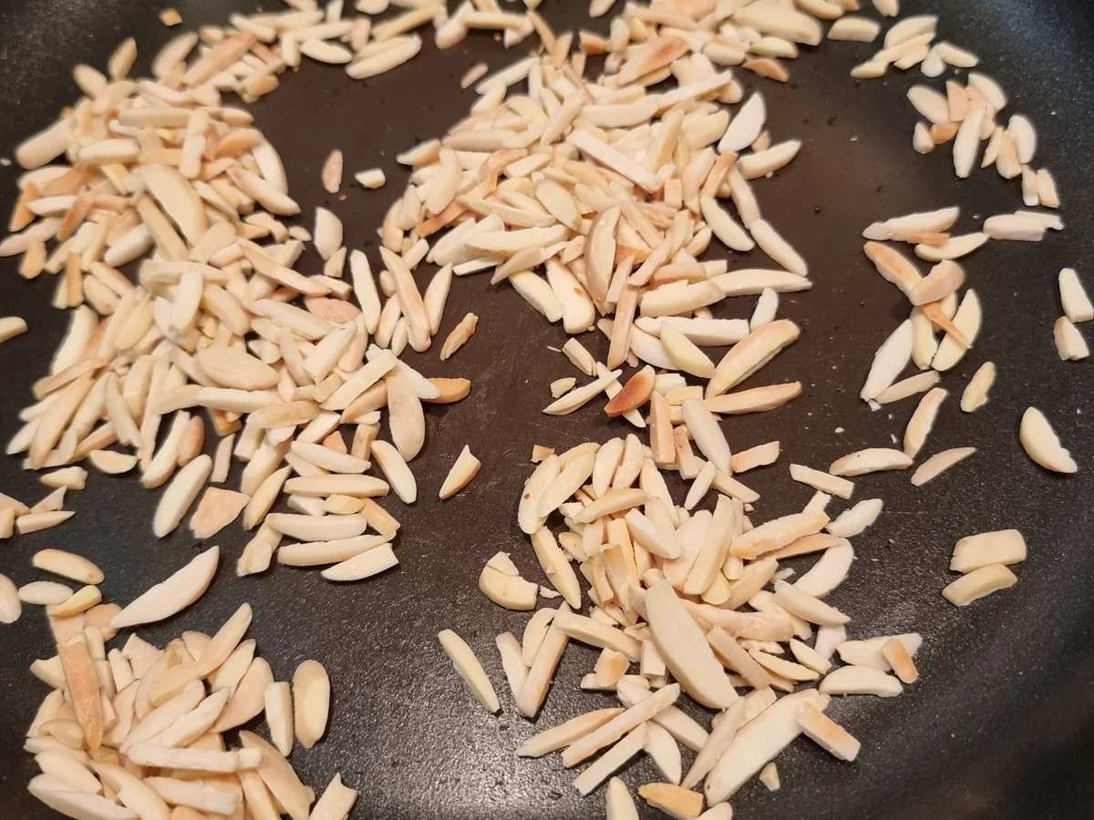 Rezept: Rüblischnitten mit Frischkäseschicht Bild Nr. 16954 Rüblischnitten mit Frischkäseschicht - Rezept - Bild Nr. 16954