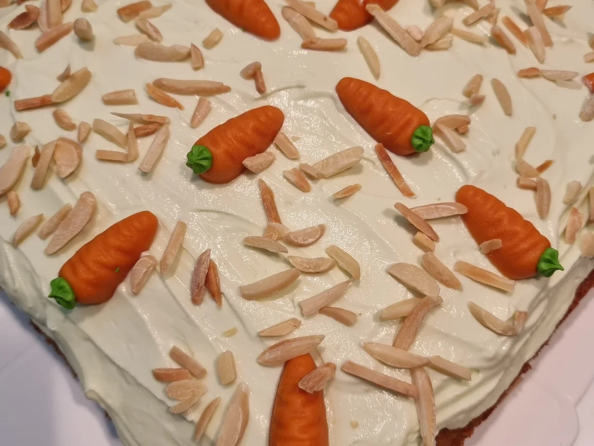 Rezept: Rüblischnitten mit Frischkäseschicht Bild Nr. 16972 Rüblischnitten mit Frischkäseschicht - Rezept - Bild Nr. 16972