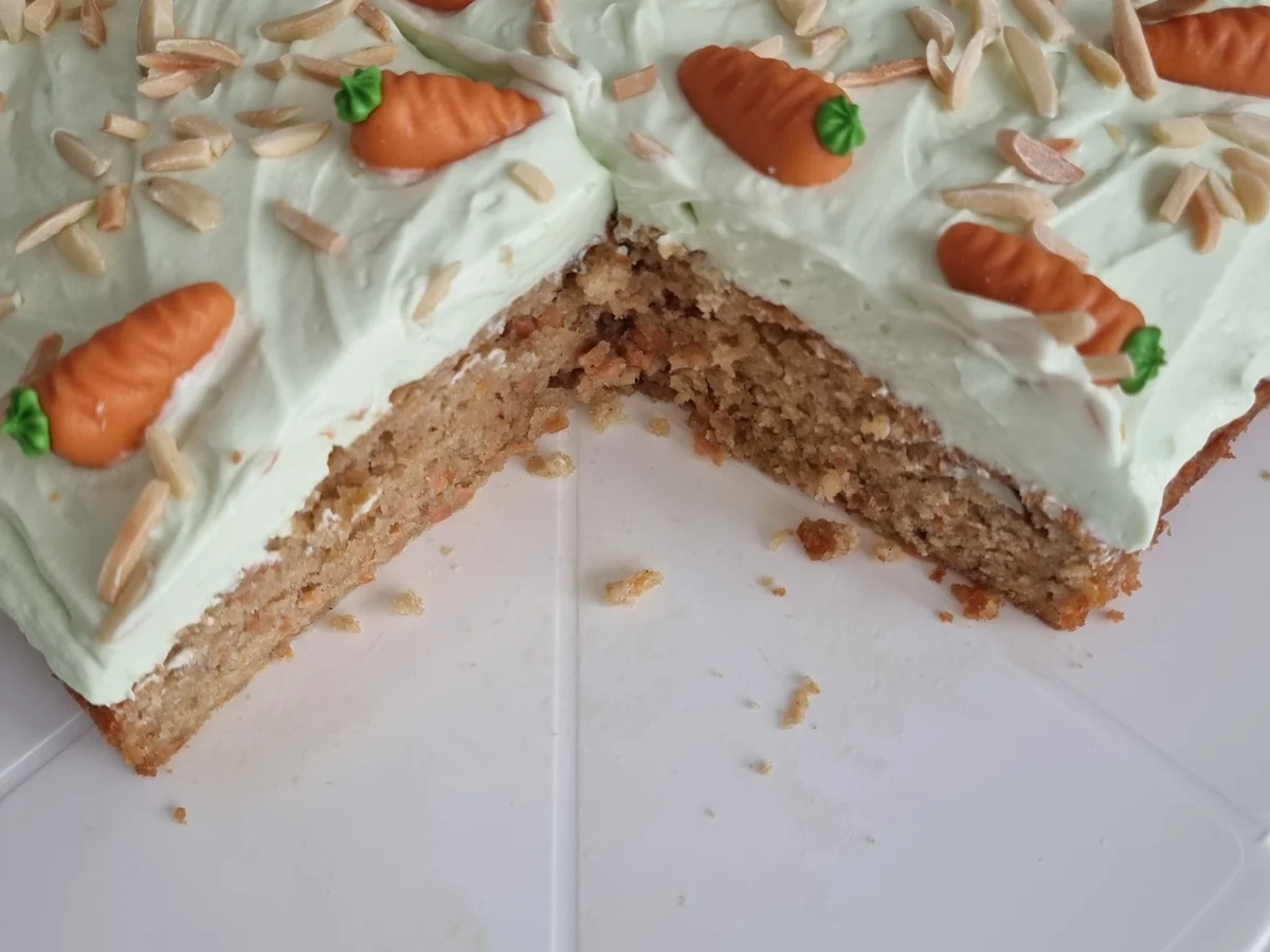 Rezept: Rüblischnitten mit Frischkäseschicht Bild Nr. 16973 Rüblischnitten mit Frischkäseschicht - Rezept - Bild Nr. 16973