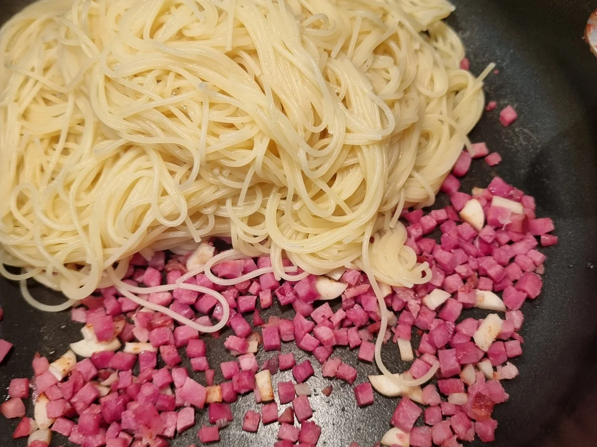 Capellini Carbonara ohne Sahne - Rezept - Bild Nr. 16961