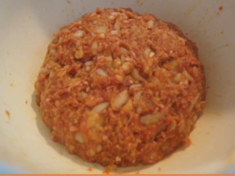 Rindermett-Buletten mit Rahm-Kohlrabi und Kümmel-Drillingen - Rezept - Bild Nr. 5