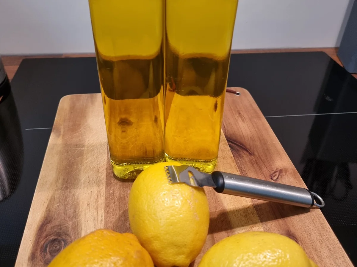 Rezept: Zitronenöl Bild Nr. 16964 Zitronenöl - Rezept - Bild Nr. 16964