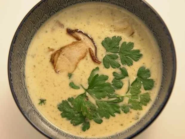 Rezept: Steinpilzcremesuppe mit waldfrischen Steinpilzen Bild Nr. 2 Steinpilzcremesuppe mit waldfrischen Steinpilzen - Rezept - Bild Nr. 2