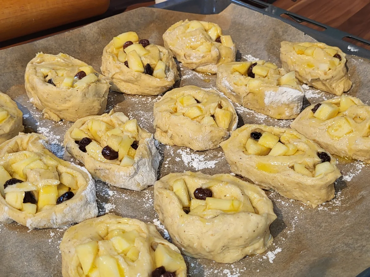 Rezept: BiNe` S APFELSCHNECKEN Bild Nr. 16972 BiNe` S APFELSCHNECKEN - Rezept - Bild Nr. 16972