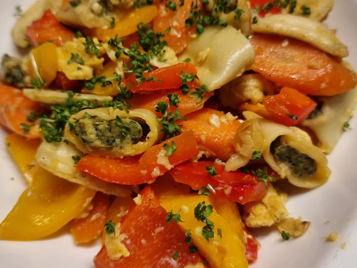 Maultaschen-Gemüse-Pfanne - Rezept - Bild Nr. 16971