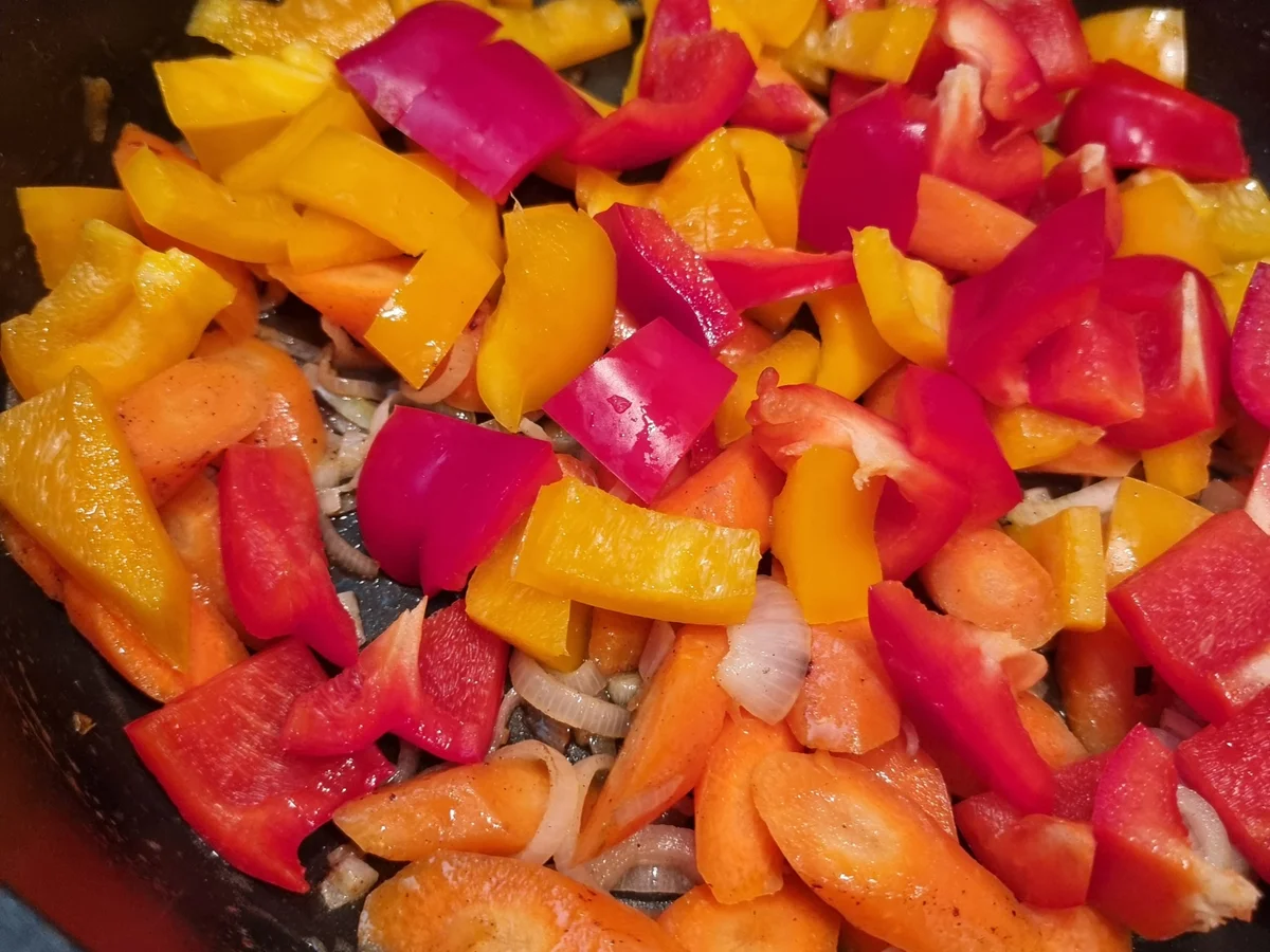 Maultaschen-Gemüse-Pfanne - Rezept - Bild Nr. 16973