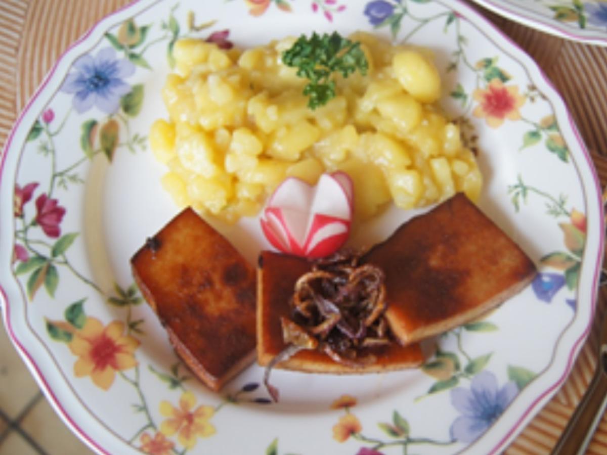 Leberkäse mit schwäbischen Kartoffelsalat - Rezept - kochbar.de