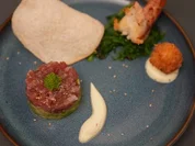 Thunfisch-Avocado-Tatar und gebratene Garnele auf Wakame - Rezept - Bild Nr. 2