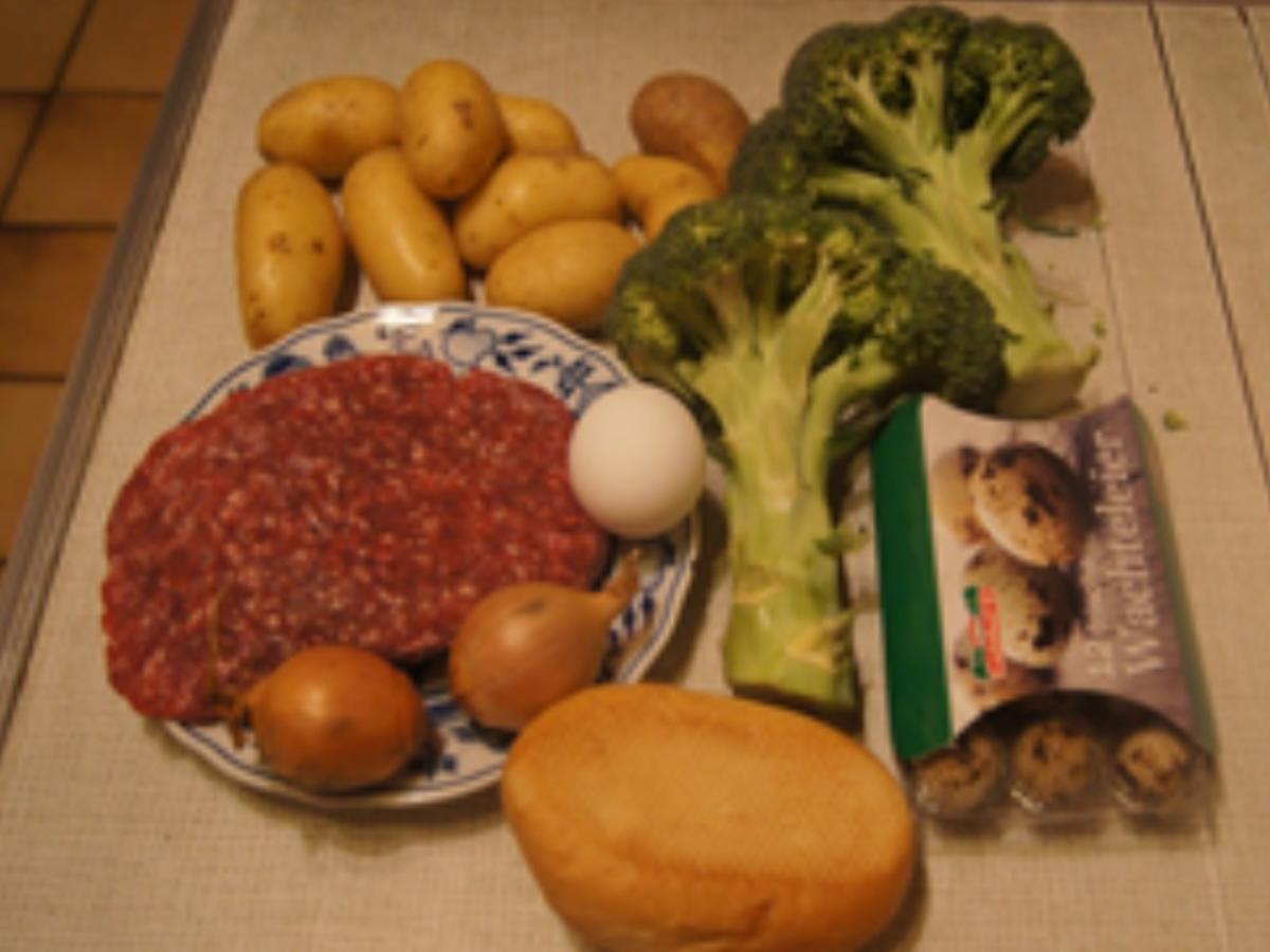 Hackfleischbällchen mit Wachteleiern, Rahmsauce, Brokkoli und Kartoffelstampf - Rezept - Bild Nr. 3