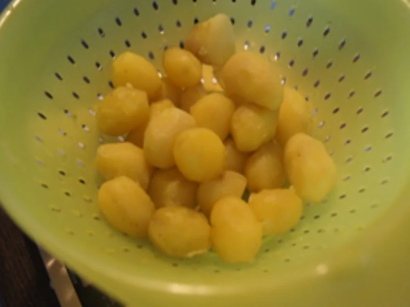 Rezept: Pellkartoffel-Paprika-Linsen-Eintopf Bild Nr. 4 Pellkartoffel-Paprika-Linsen-Eintopf - Rezept - Bild Nr. 4