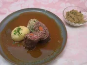Fränkische Rindsroulade mit zweierlei Klößen und Wirsinggemüse - Rezept - Bild Nr. 16985