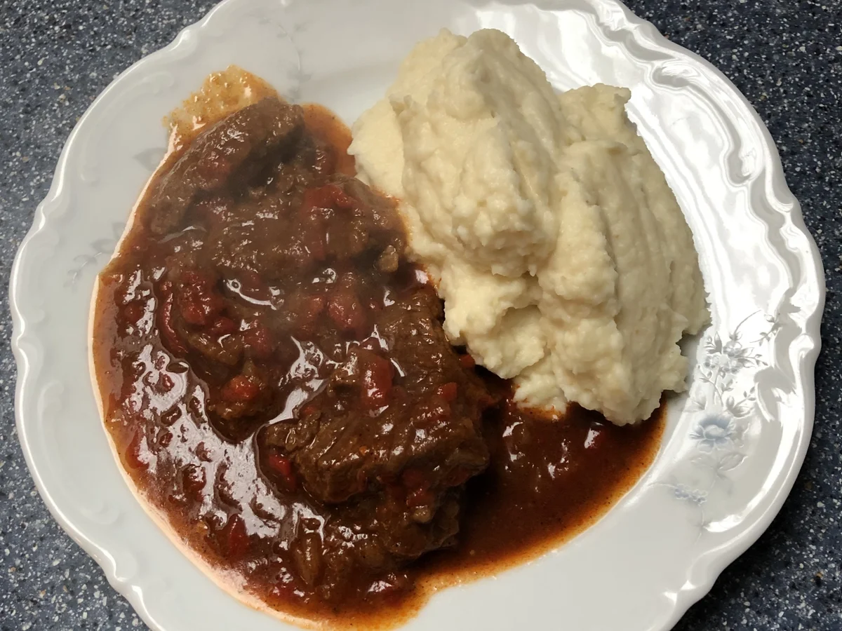 Rezept: Rindergulasch Bild Nr. 2 Rindergulasch - Rezept - Bild Nr. 2