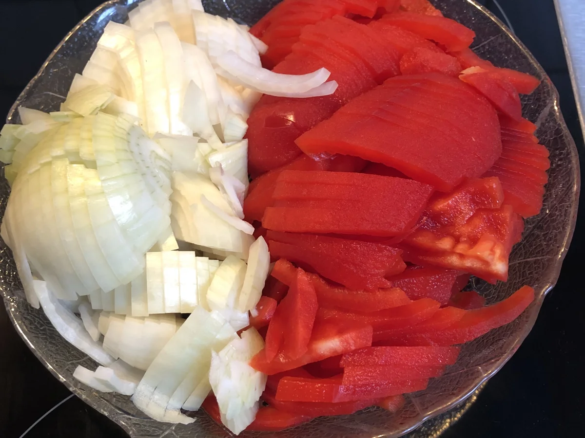 Rezept: Rindergulasch Bild Nr. 3 Rindergulasch - Rezept - Bild Nr. 3