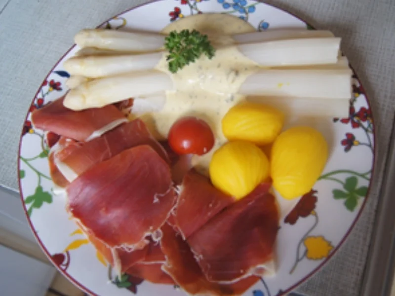 Rezept: Spargelsaisonstart 2024 Bild Nr. 2 Spargelsaisonstart 2024 - Rezept - Bild Nr. 2