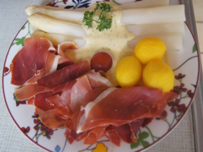 Rezept: Spargelsaisonstart 2024 Bild Nr. 19 Spargelsaisonstart 2024 - Rezept - Bild Nr. 19