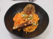 Pasta in cremiger Paprikasoße mit Crunchy Tofu und Parmesanchip - Rezept - Bild Nr. 17006