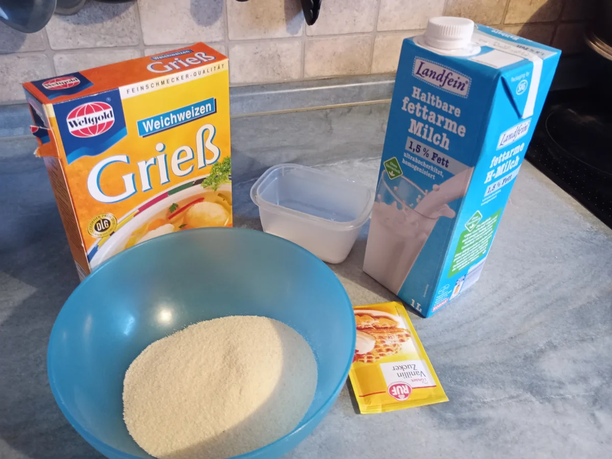 Rezept: Grießbrei mit Obst ( Pfirsichen ) Bild Nr. 17008 Grießbrei mit Obst ( Pfirsichen ) - Rezept - Bild Nr. 17008