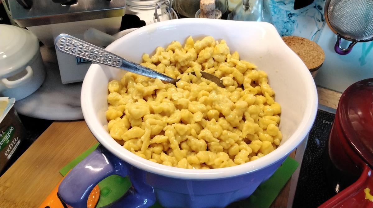 Hasenbraten in Weißwein-Rahm Soße dazu Hausgemachte Spätzle - Rezept - Bild Nr. 17017