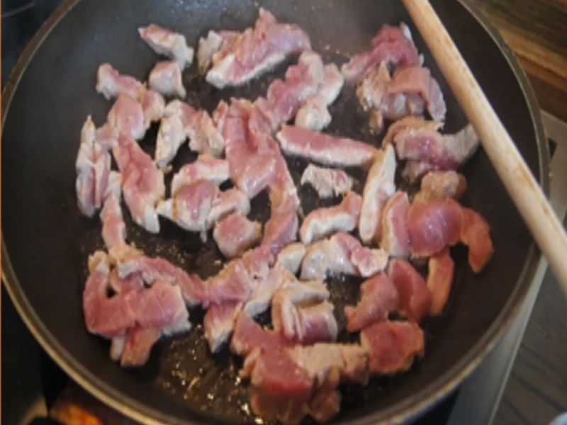 Rahmgeschnetzeltes mit Steinpilzen und Fussili - Rezept - Bild Nr. 17017