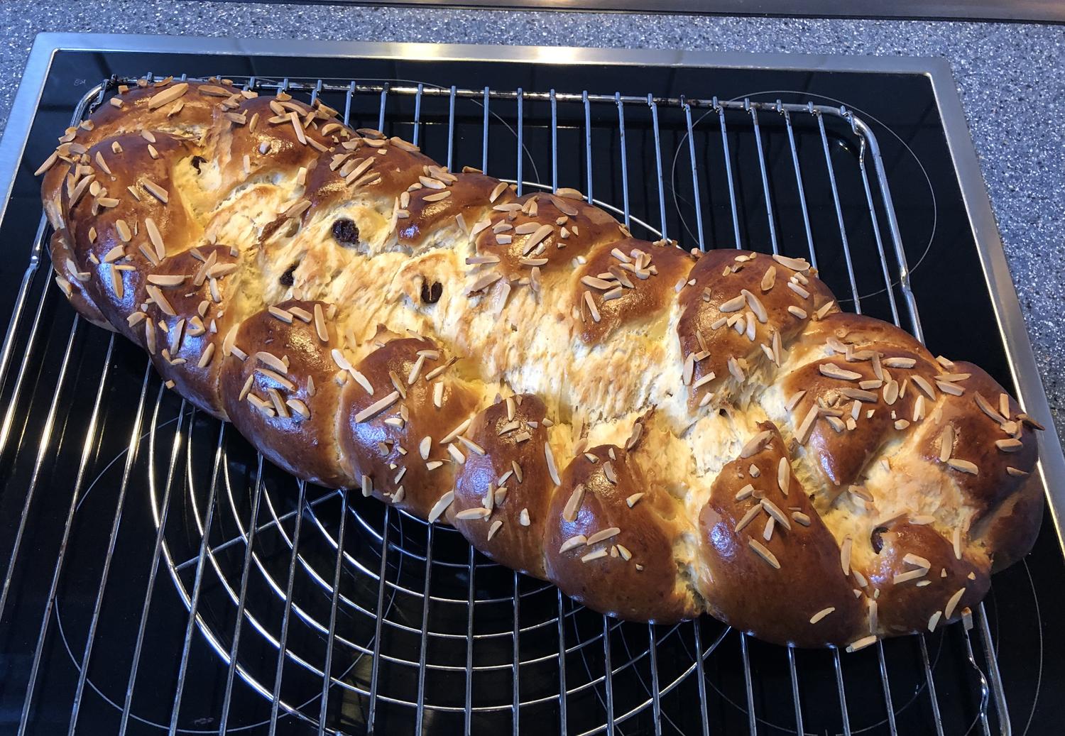 Rosinen-Hefezopf - Rezept mit Bild - kochbar.de